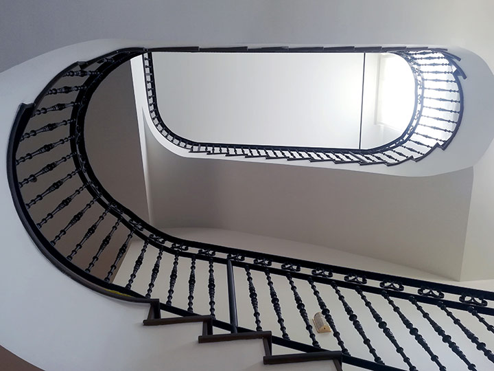 Escalera metálica